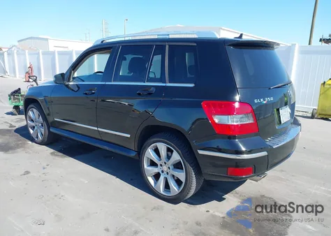 2010 Mercedes-Benz Glk 350 4Matic z USA, uszkodzony, nr VIN WDCGG8HB3AF375341
